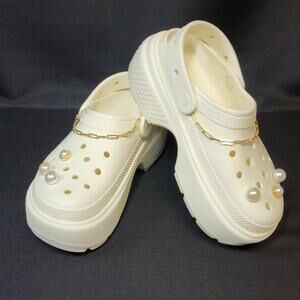 Crocs Stomp Crystal Clogs Size 9 Women's Pearl Jibbitz & Gold Chain Platform NWT